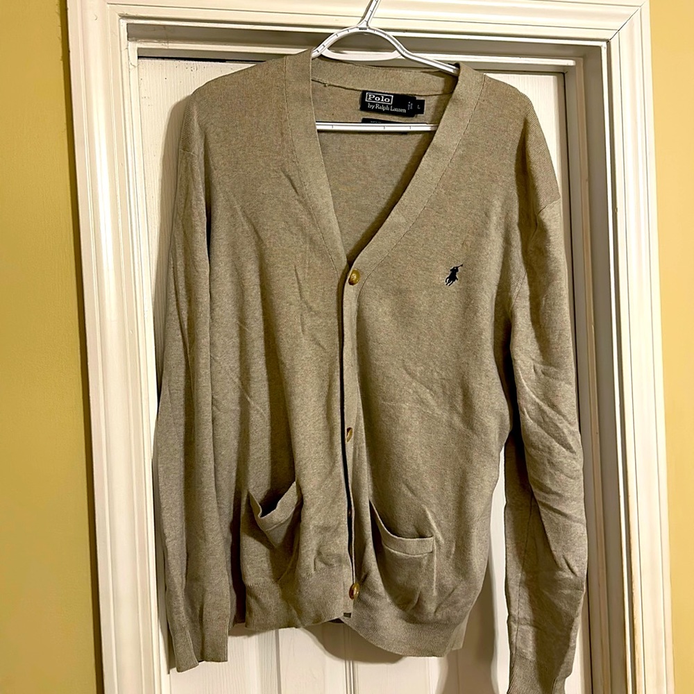 Cardigan sweater